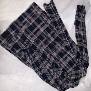 Mid-Length Nude Pink and Navy Blue Flannel